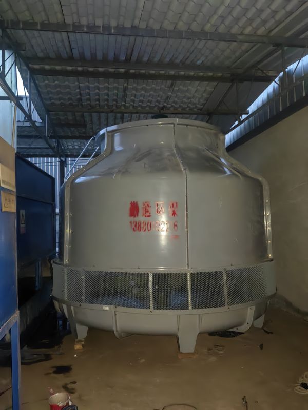 雅安1<strong>200t玻璃钢冷却塔</strong>